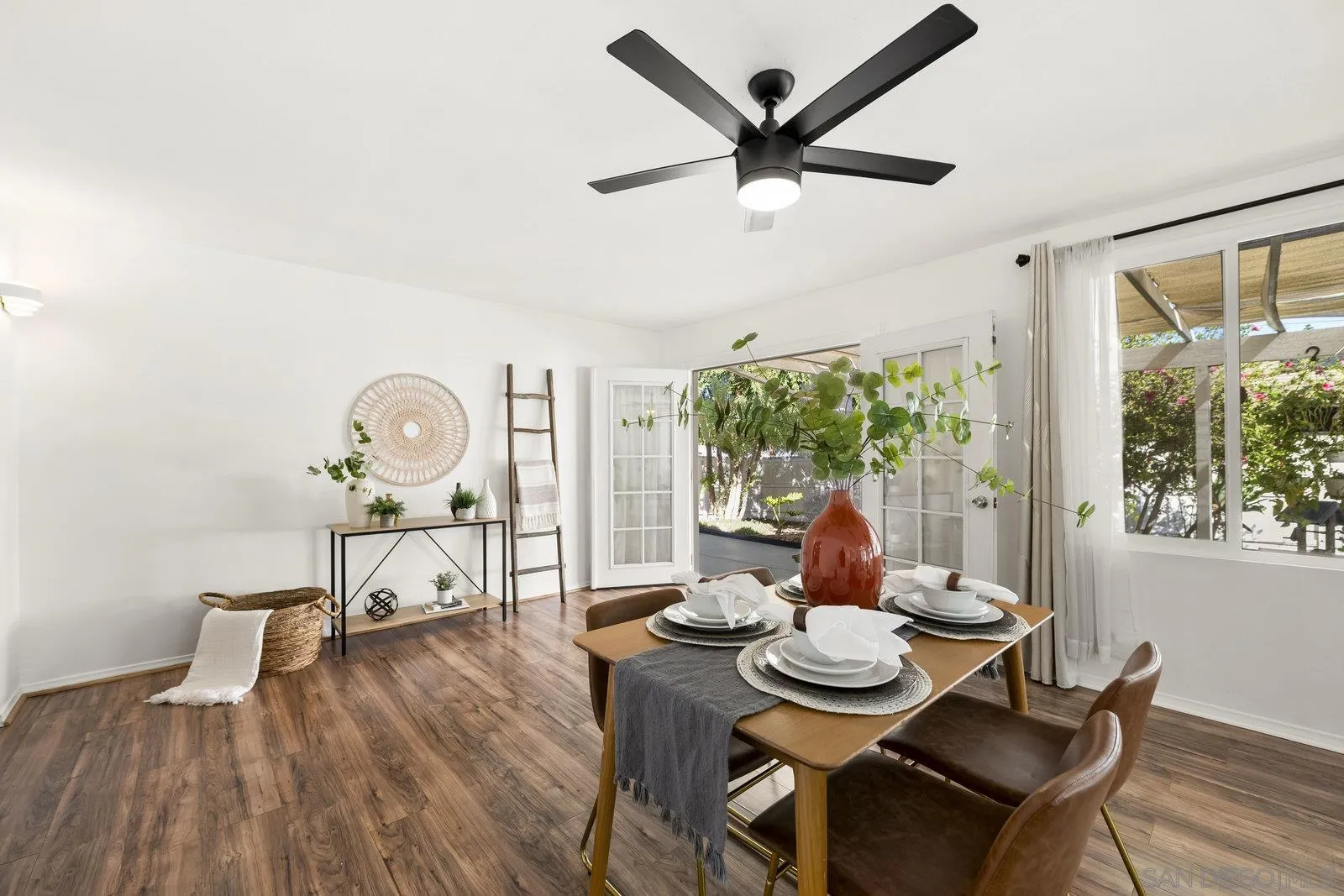 https://cdn.realtyfeed.com/cdn/127/250041196/da880f67c04755d1690c42d8b609531b.webp