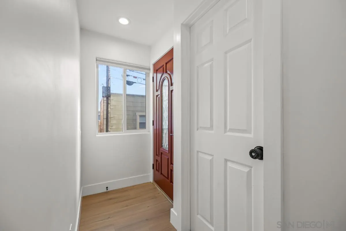 https://cdn.realtyfeed.com/cdn/127/250041200/a9552fff79888a3568f4e6e08dceee56.webp