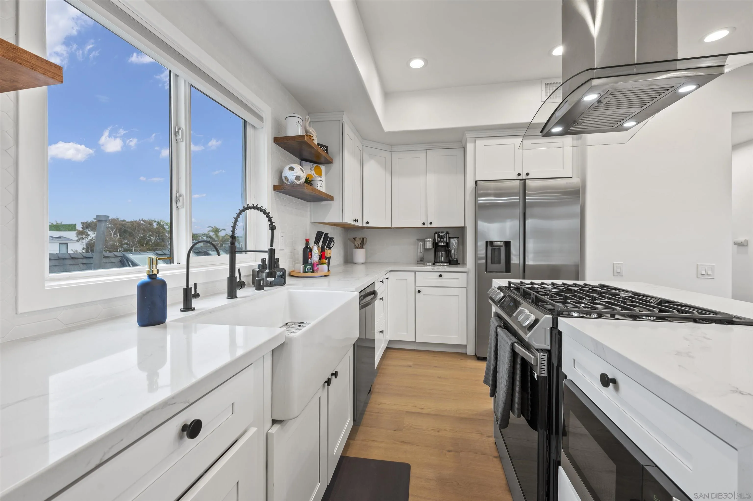 https://cdn.realtyfeed.com/cdn/127/250041200/bac6e6c35521a313e9cd837c099f25cf.webp