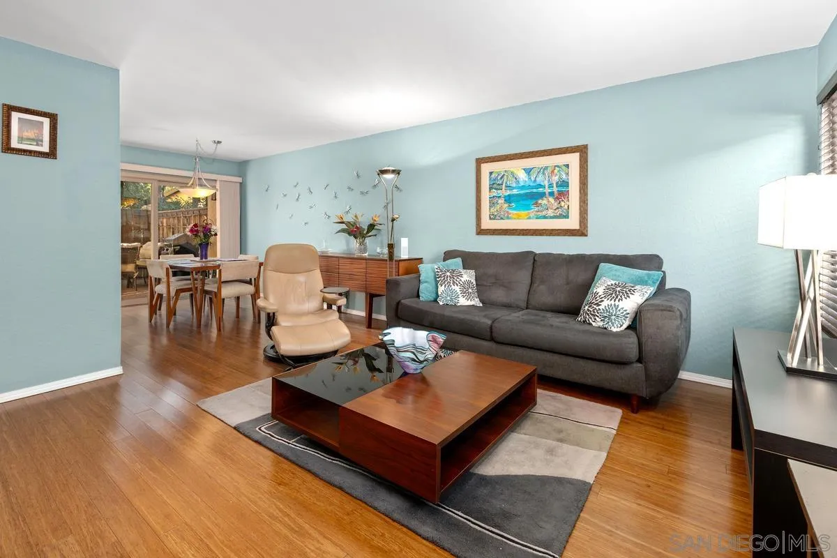 https://cdn.realtyfeed.com/cdn/127/250041201/7fd1cfab371fde5d83eb595fd654f8d2.webp
