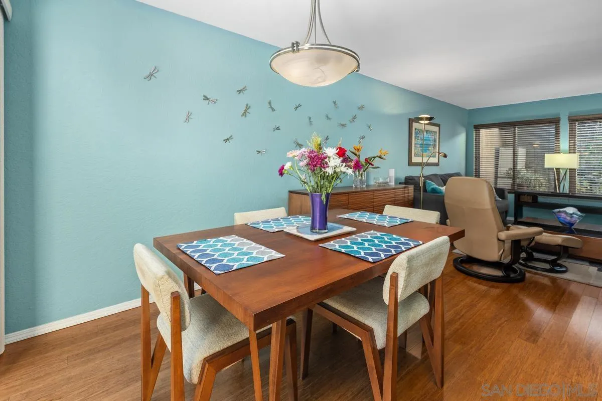 https://cdn.realtyfeed.com/cdn/127/250041201/d32f350df5b9e005d9ebba94b82c9611.webp