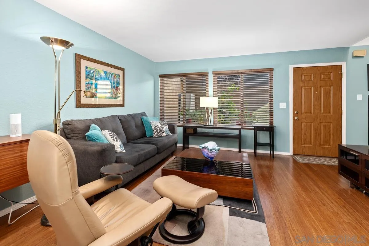 https://cdn.realtyfeed.com/cdn/127/250041201/fc18b788e49c11f222e28c4eefcbdd83.webp