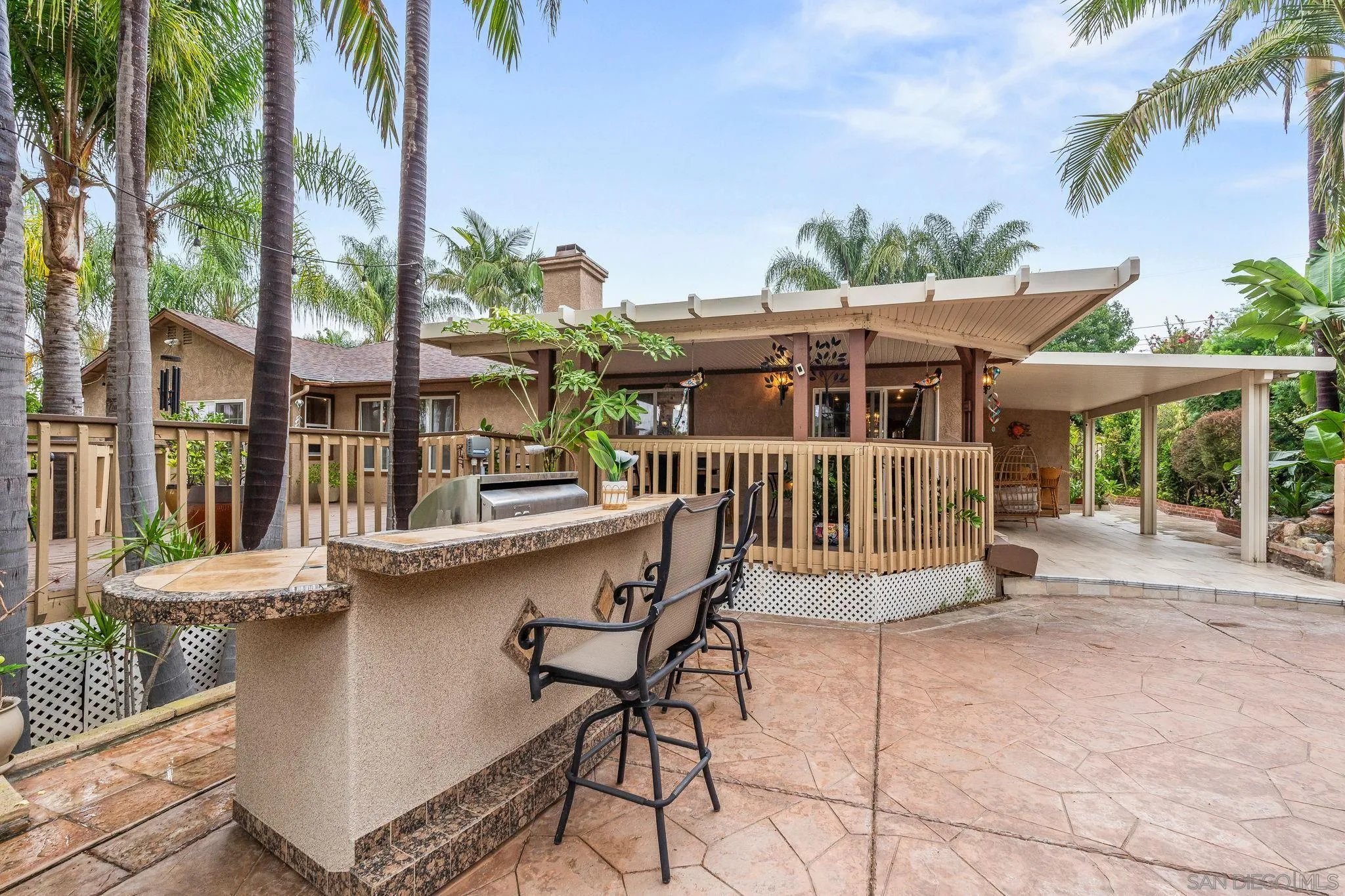 https://cdn.realtyfeed.com/cdn/127/250041202/a0ce4ecab8e00dc81f0de3a9db657150.webp