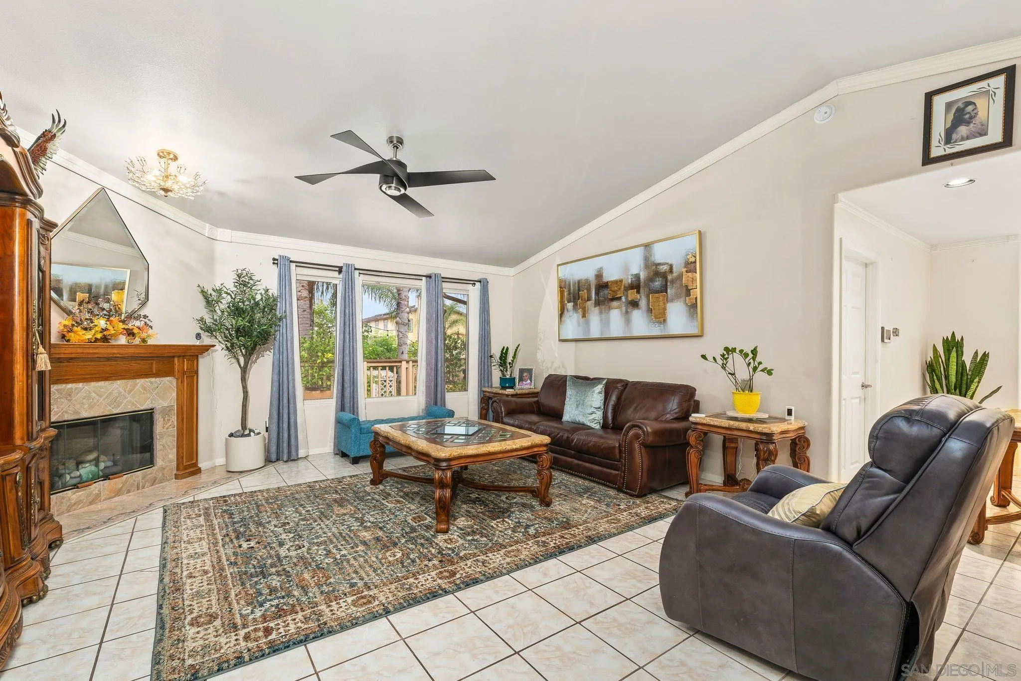 https://cdn.realtyfeed.com/cdn/127/250041202/d1b80b85e01eb46e1af60d190fc13c36.webp