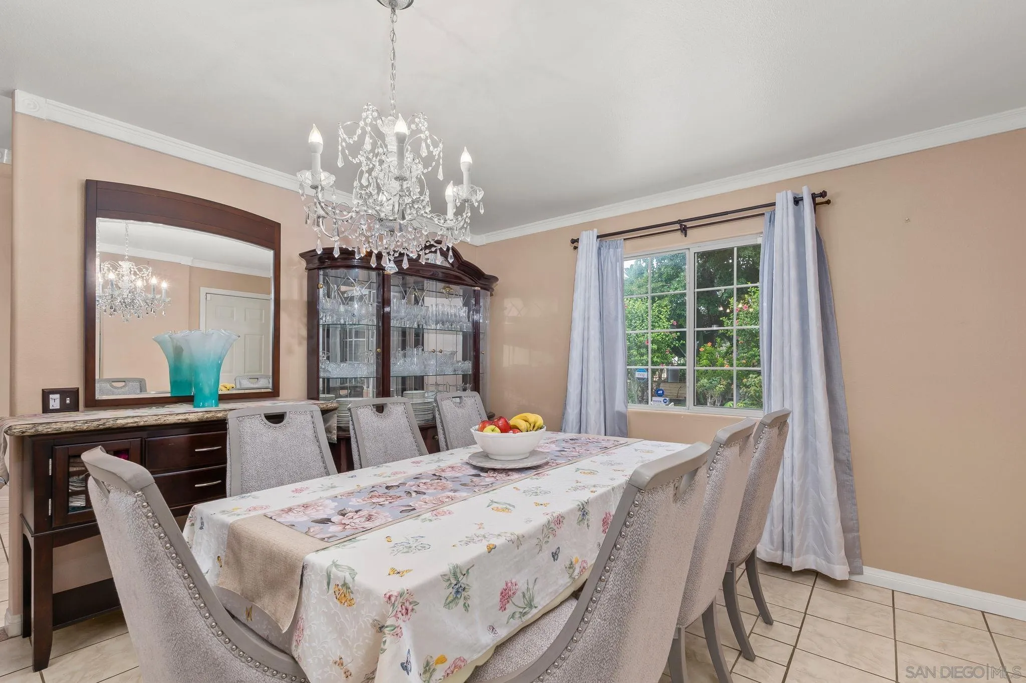 https://cdn.realtyfeed.com/cdn/127/250041202/f0df1878d203b75bd71489bde28f0429.webp