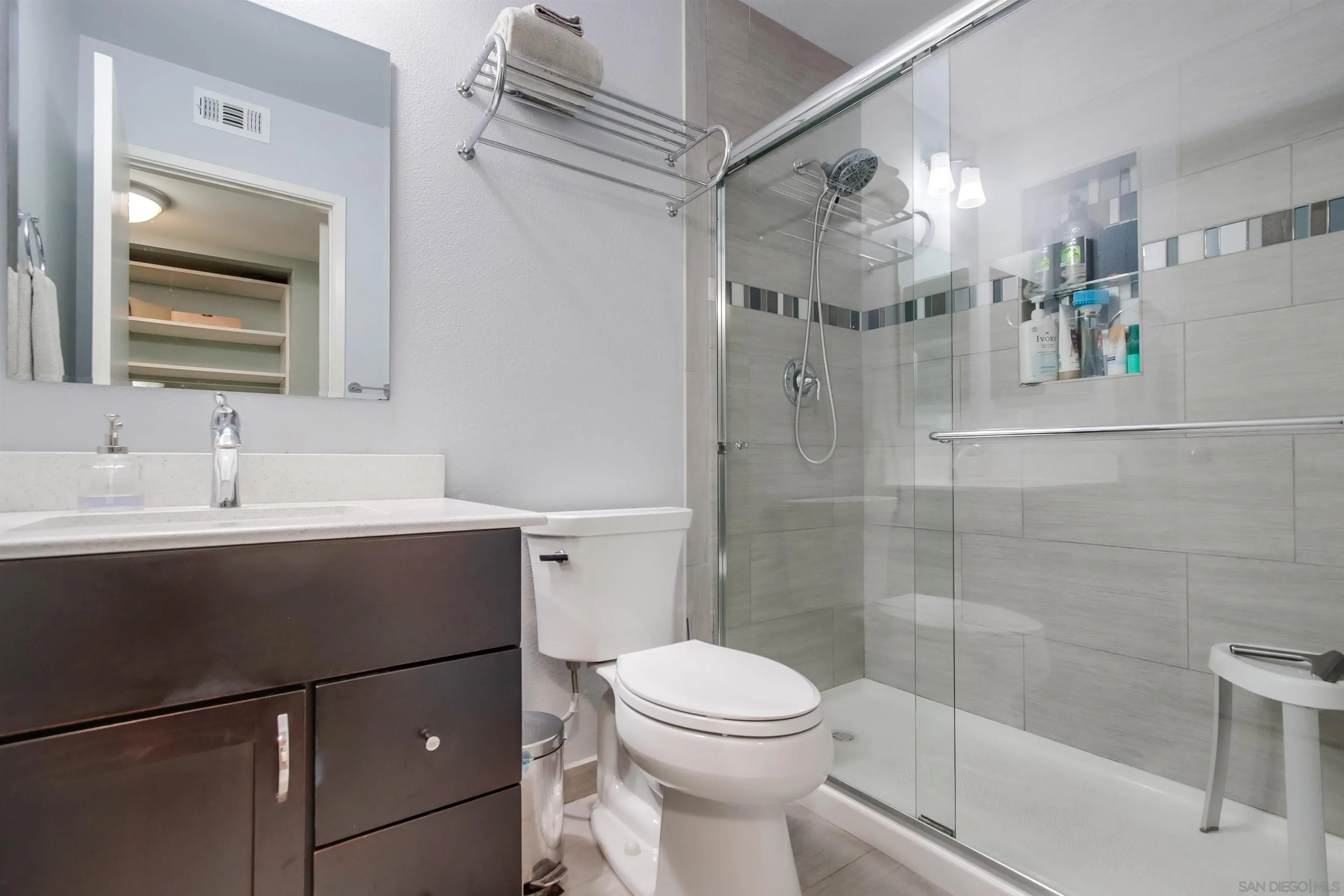 https://cdn.realtyfeed.com/cdn/127/250041203/3b00d4ff69028612cba2351ea2c3f29e.webp