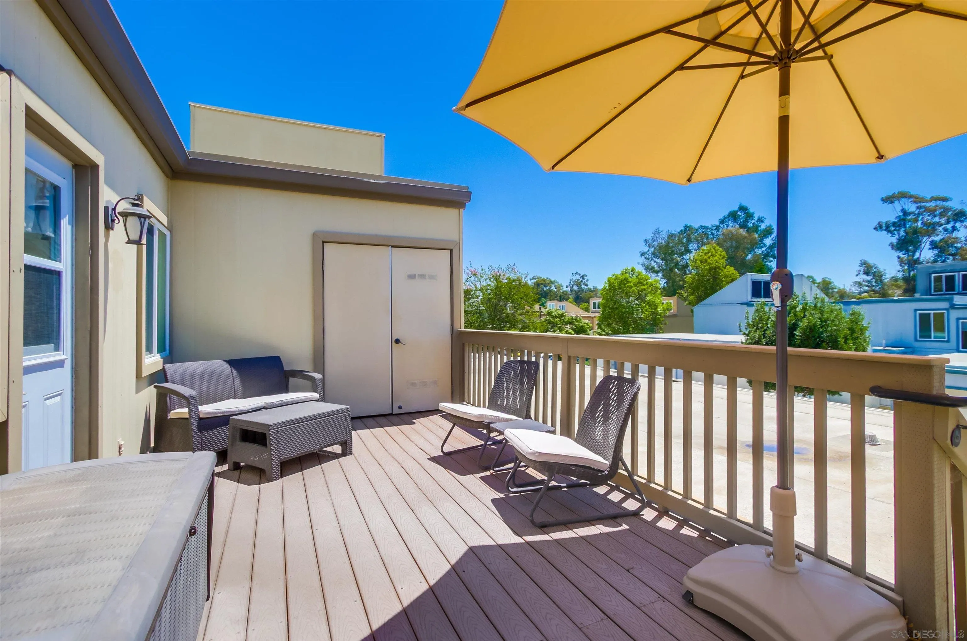 https://cdn.realtyfeed.com/cdn/127/250041203/8b71bdf49cd328e2579db84f10b8808f.webp