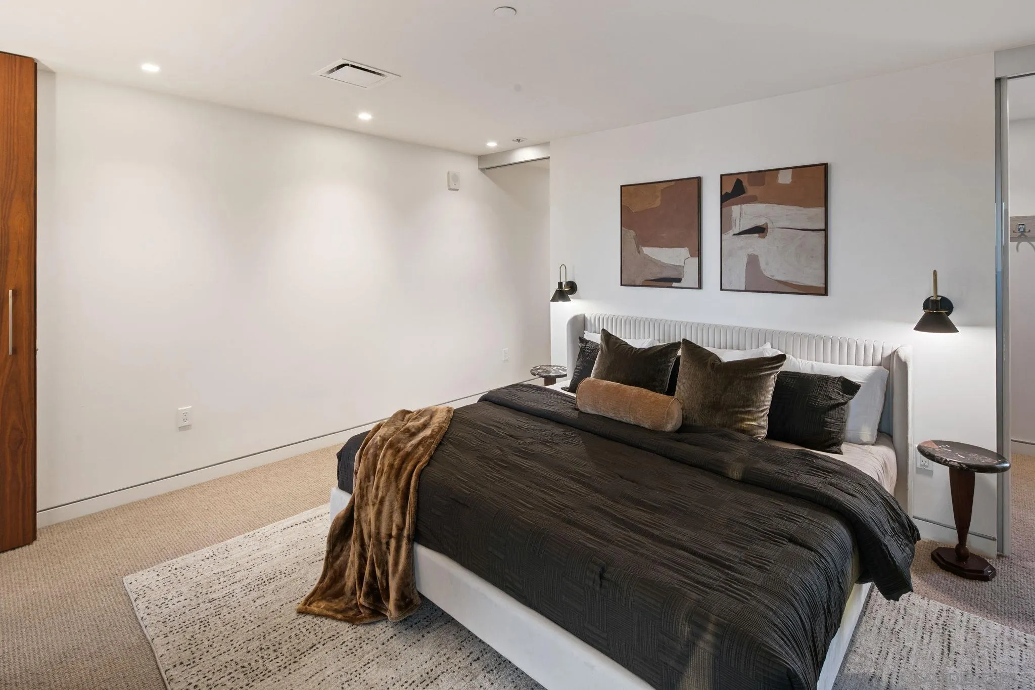 https://cdn.realtyfeed.com/cdn/127/250041206/5a35185c2a07dc328e1016ea94c3c8f7.webp