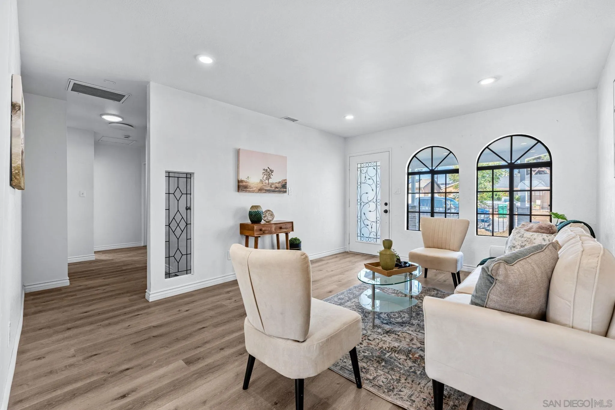 https://cdn.realtyfeed.com/cdn/127/250041208/3c4105def9c3a73562ebaa3cc362714f.webp