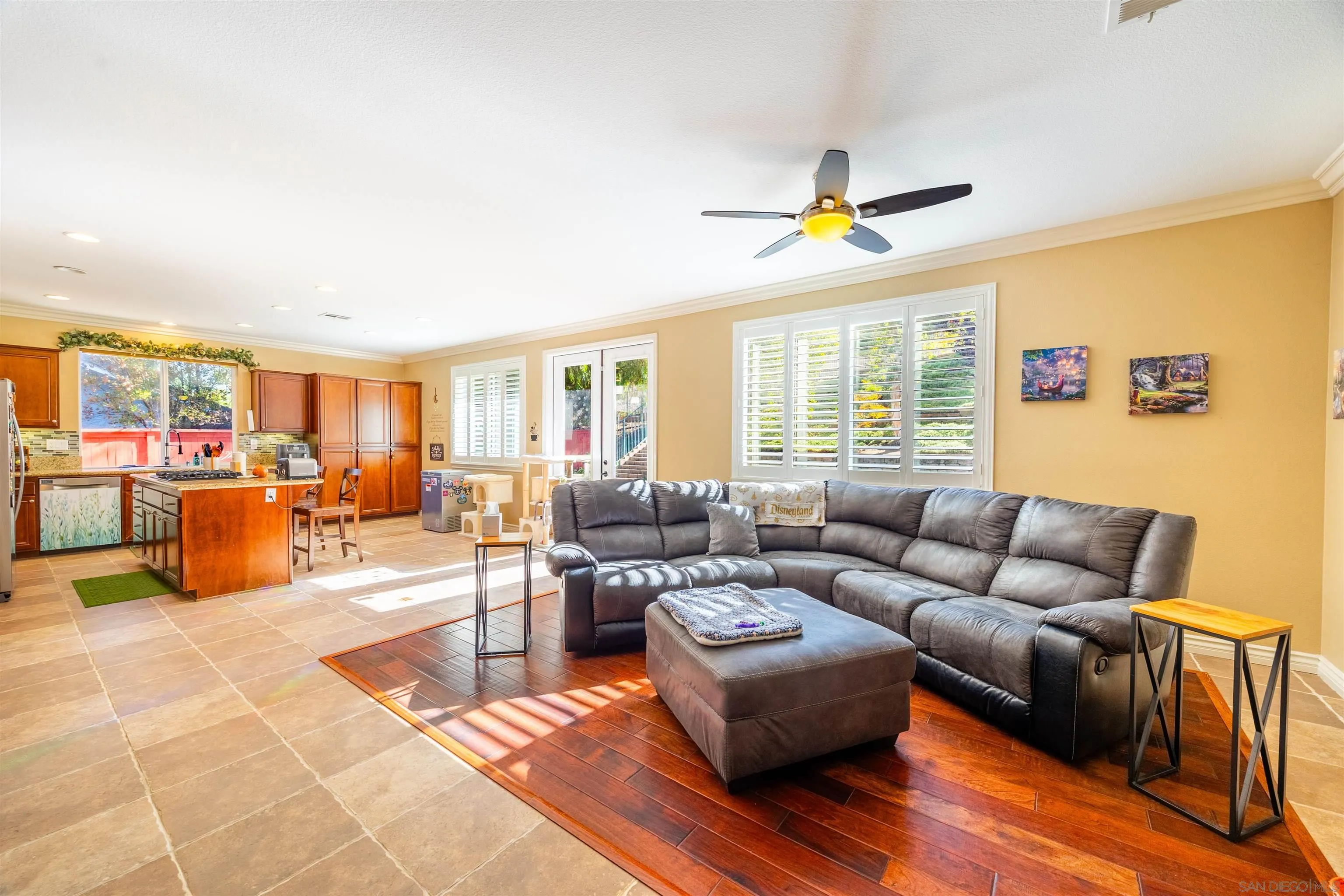 https://cdn.realtyfeed.com/cdn/127/250041209/50d424c6b8eaa5ee565921c7bde8a55a.webp
