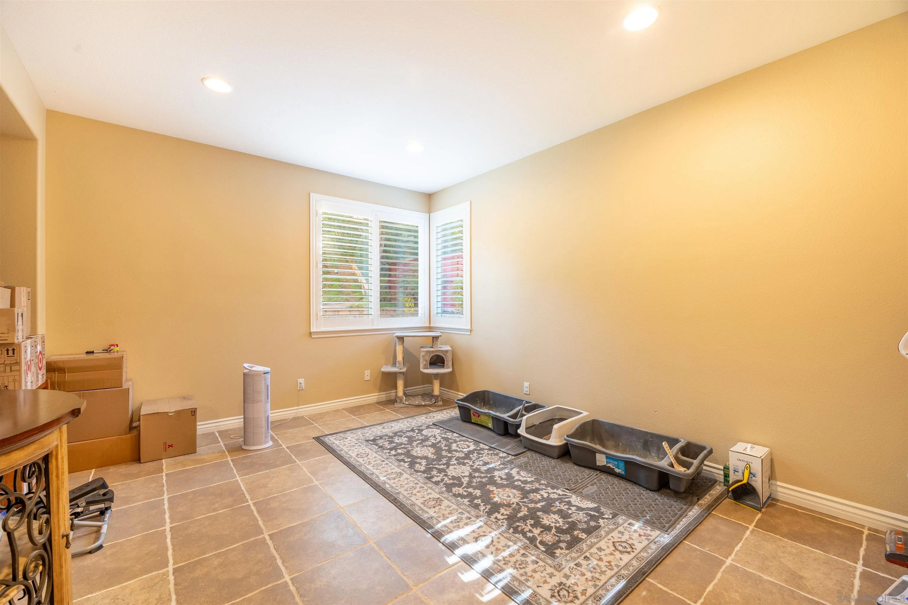 https://cdn.realtyfeed.com/cdn/127/250041209/8589e339af4e2d369be5367b814a5a2c.webp