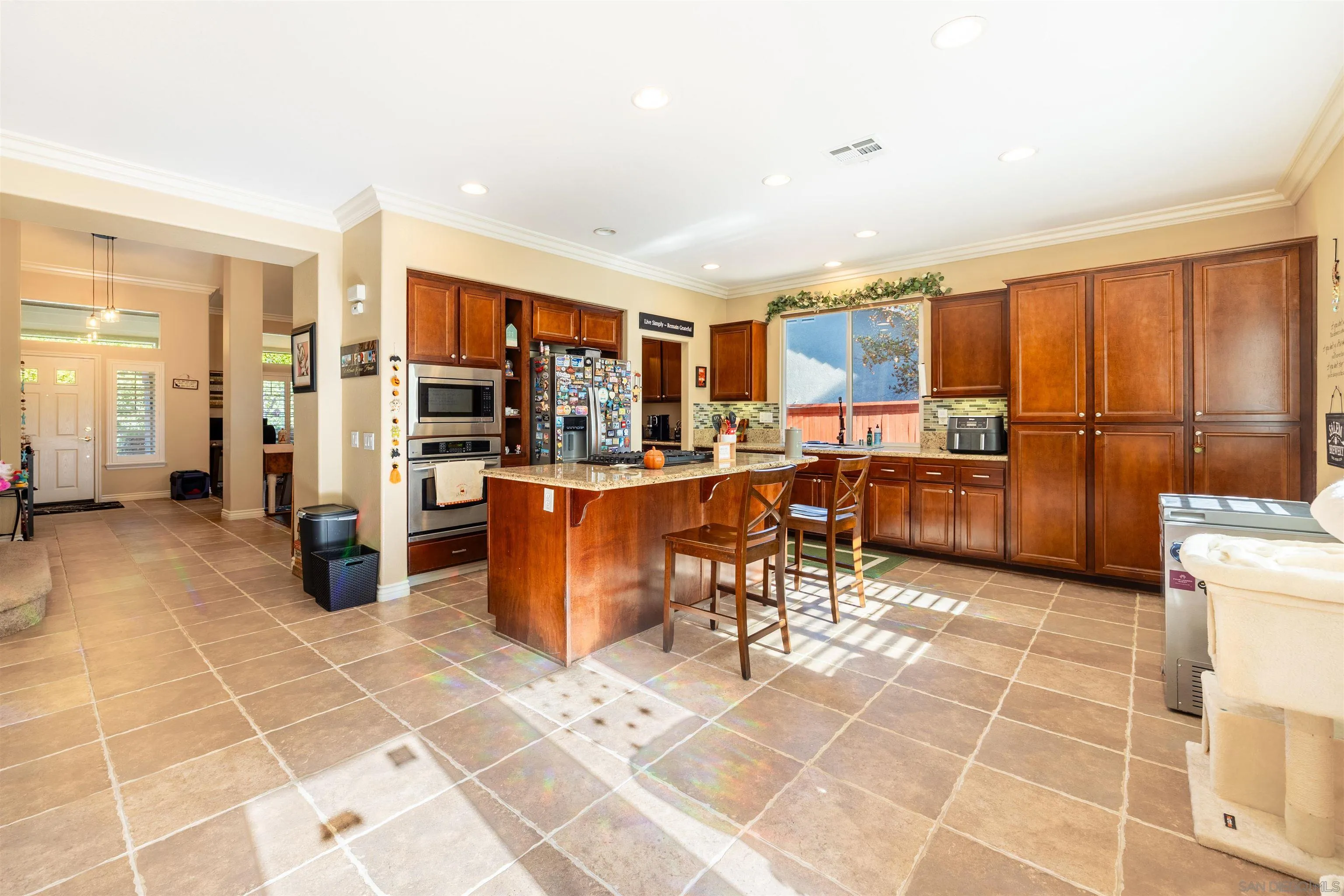 https://cdn.realtyfeed.com/cdn/127/250041209/9f38e07190d7ef8c829a7030667d62bc.webp