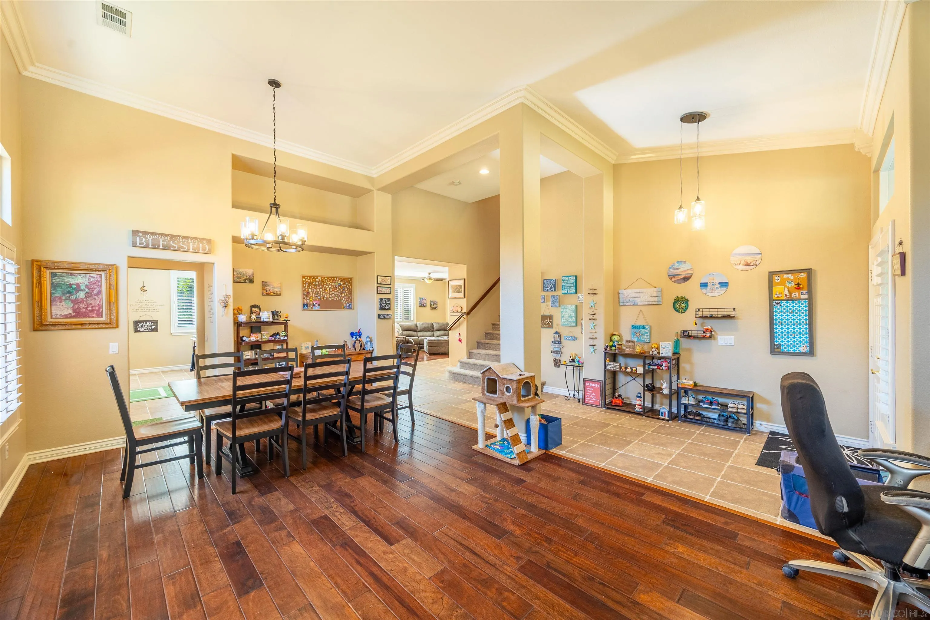 https://cdn.realtyfeed.com/cdn/127/250041209/a44800a393927c6e48ebeb5dcfd88beb.webp