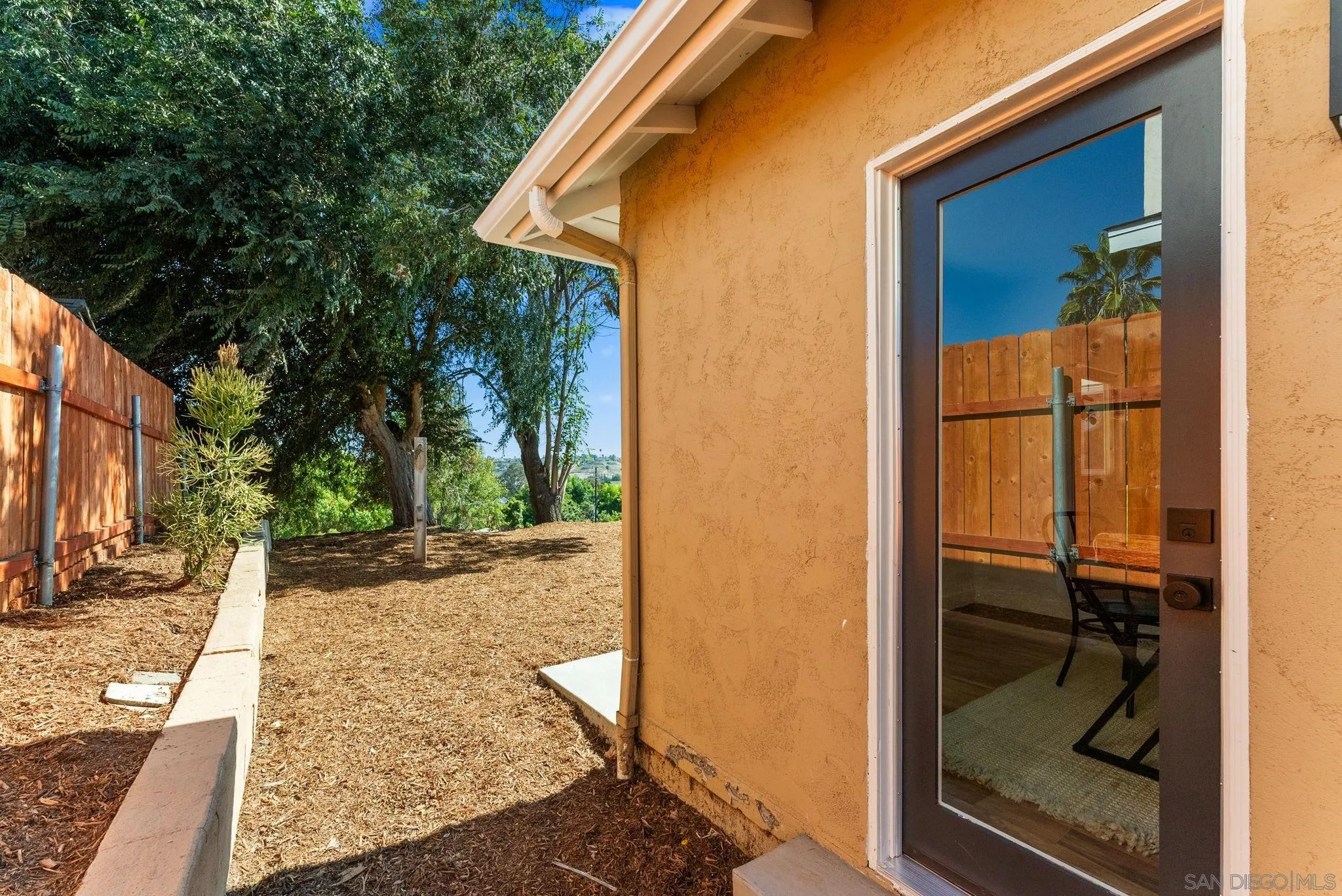 https://cdn.realtyfeed.com/cdn/127/250041215/06d256662b11cac8bcd3505e30ed4dcc.webp