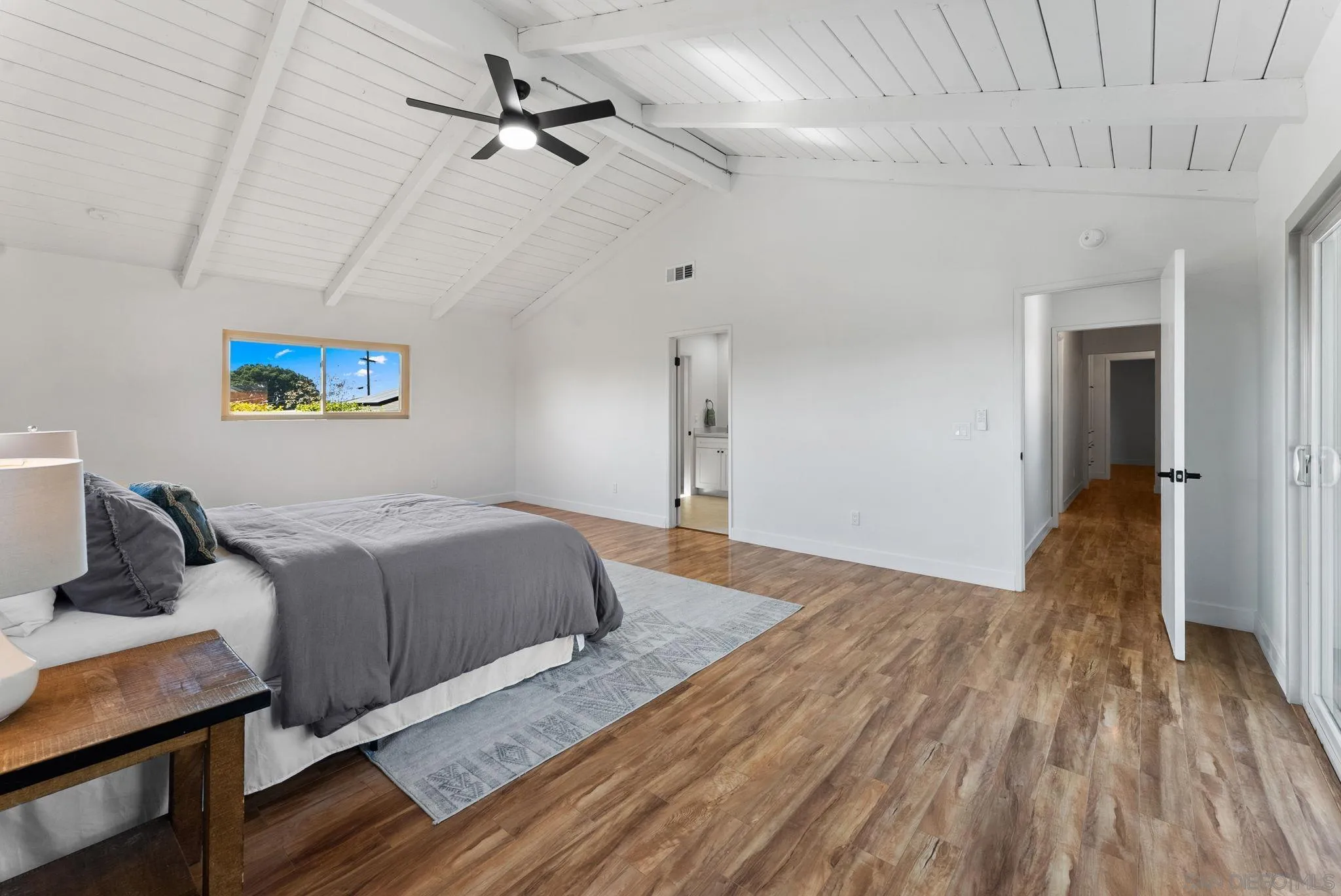 https://cdn.realtyfeed.com/cdn/127/250041215/1f61e301c367743e4e7f0eb38638f583.webp