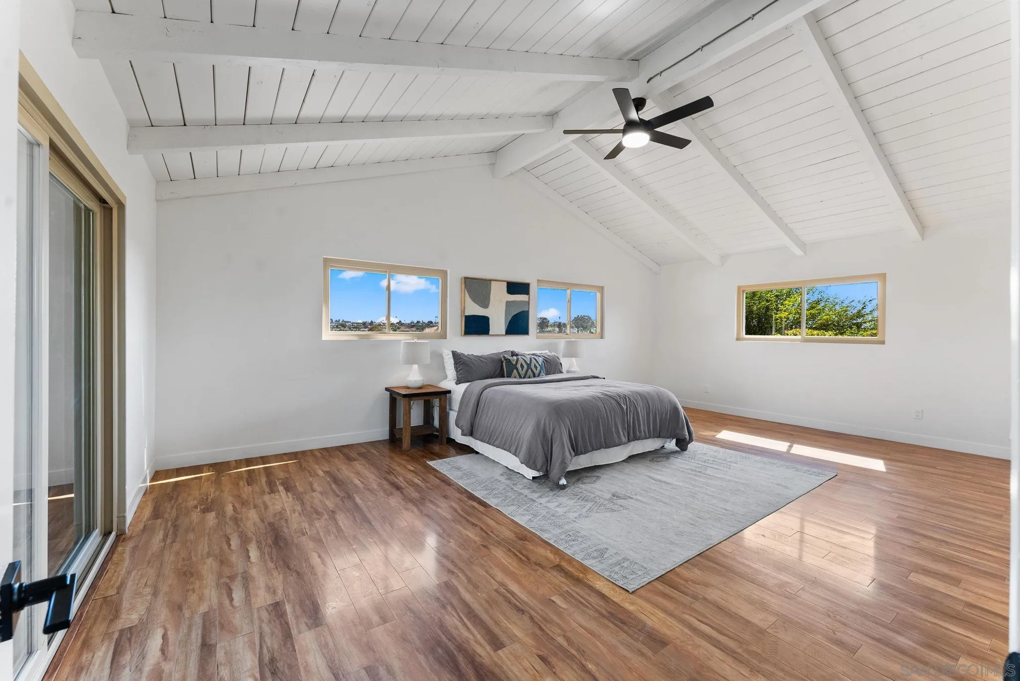 https://cdn.realtyfeed.com/cdn/127/250041215/2cf6ecd30bf3a0b37d8943122273c908.webp