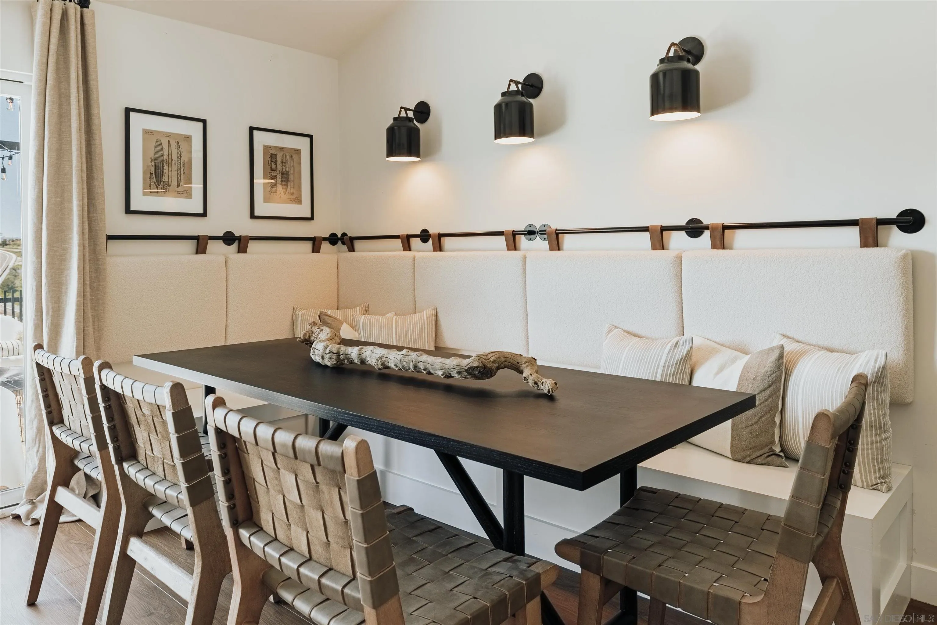 https://cdn.realtyfeed.com/cdn/127/250041216/1c8a41535520e941857c6838e3e3f656.webp