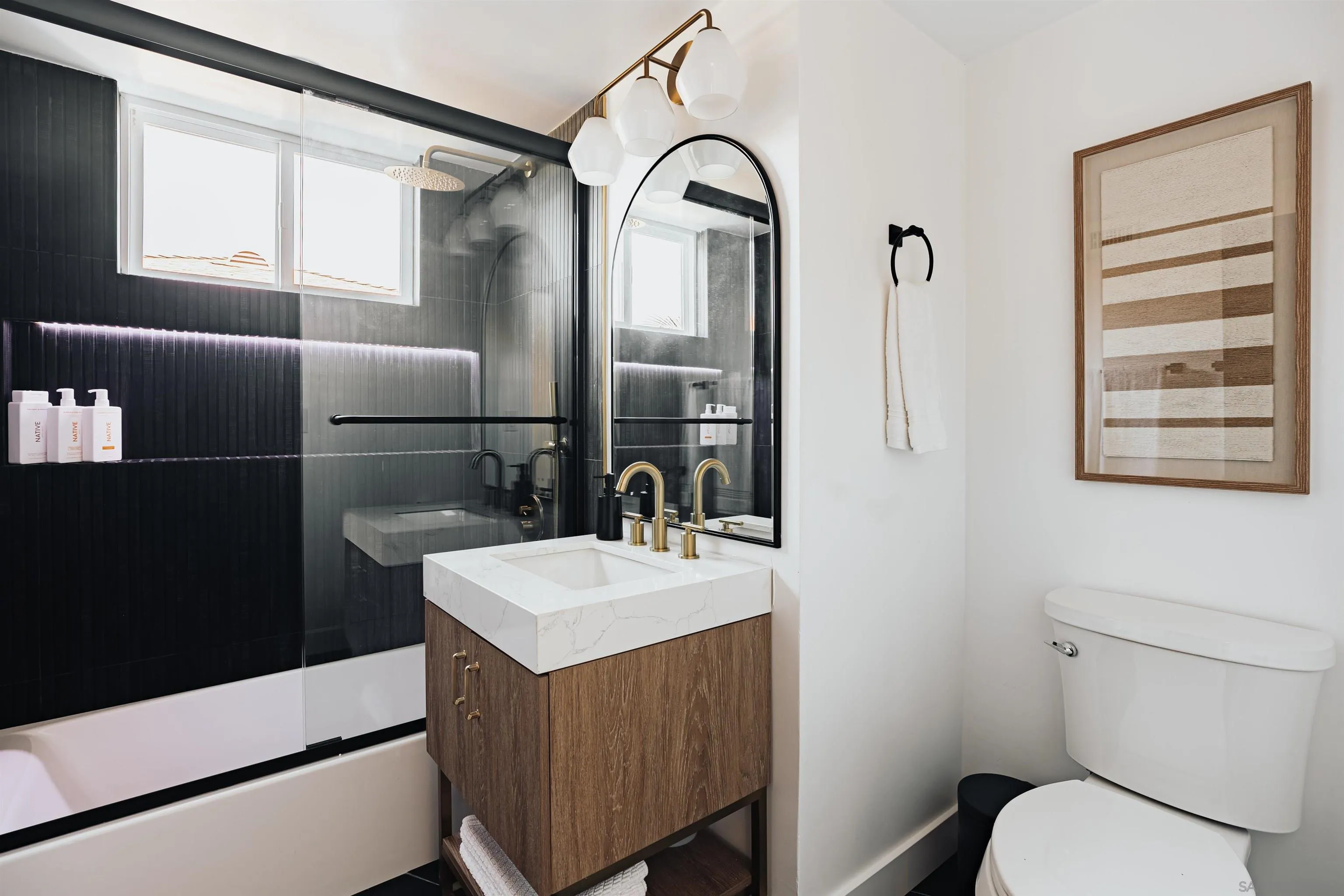 https://cdn.realtyfeed.com/cdn/127/250041216/ea9350d26ad3a68250caef4f354ca85a.webp