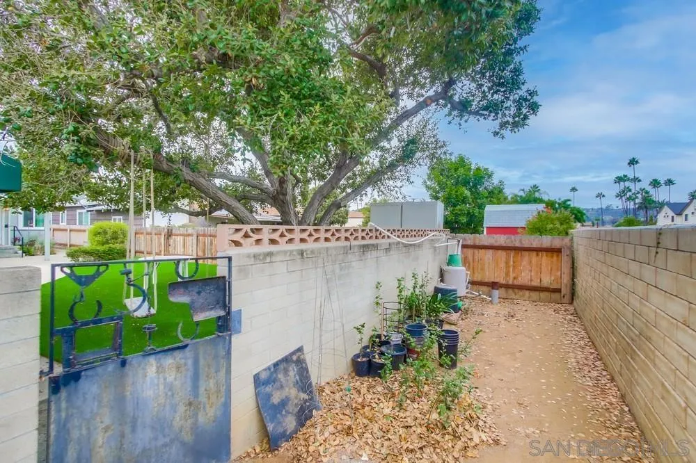 https://cdn.realtyfeed.com/cdn/127/250041217/1b0d62355d6d85c306d67abf9717f267.webp