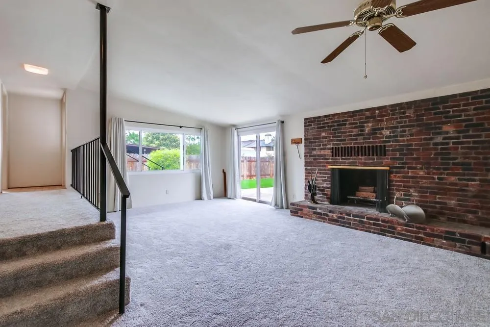 https://cdn.realtyfeed.com/cdn/127/250041217/750b54bc37f4fdad1ce4e4960ab2b265.webp