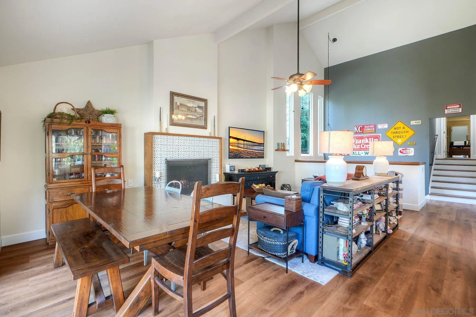 Photo #4: 250041218 Listing 