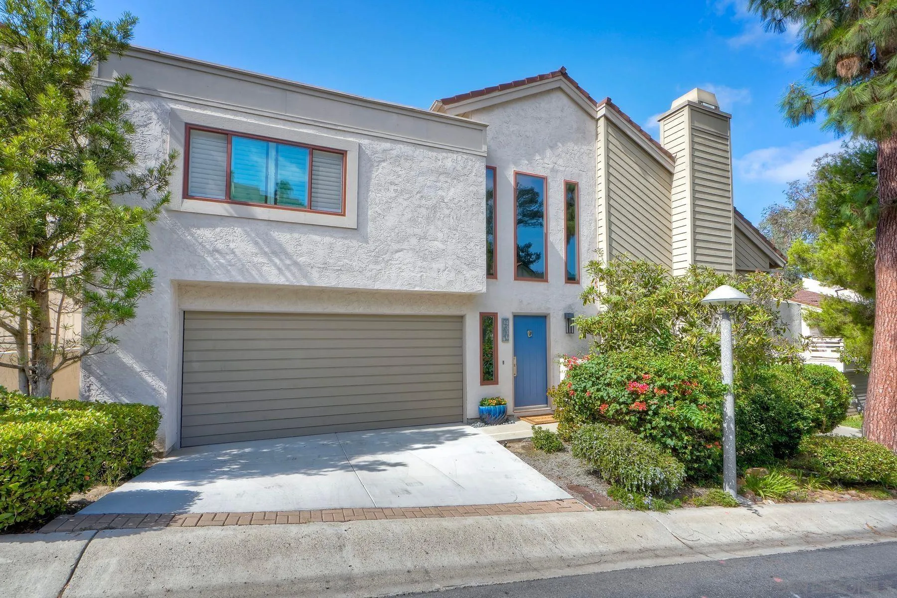 Photo #2: 250041218 Listing 