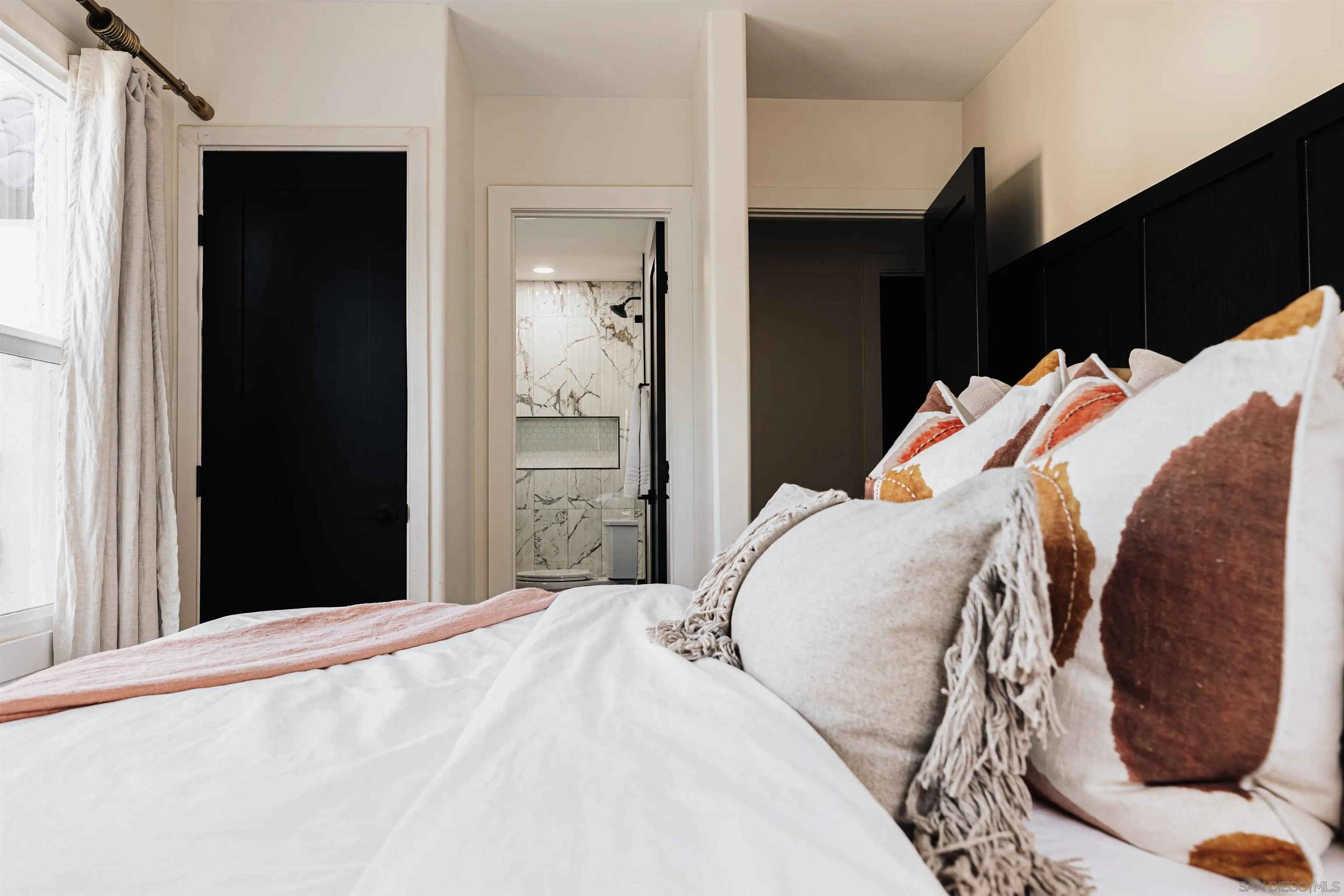 https://cdn.realtyfeed.com/cdn/127/250041221/6a1ea866c84c49e0fd99e33f91fb865f.webp