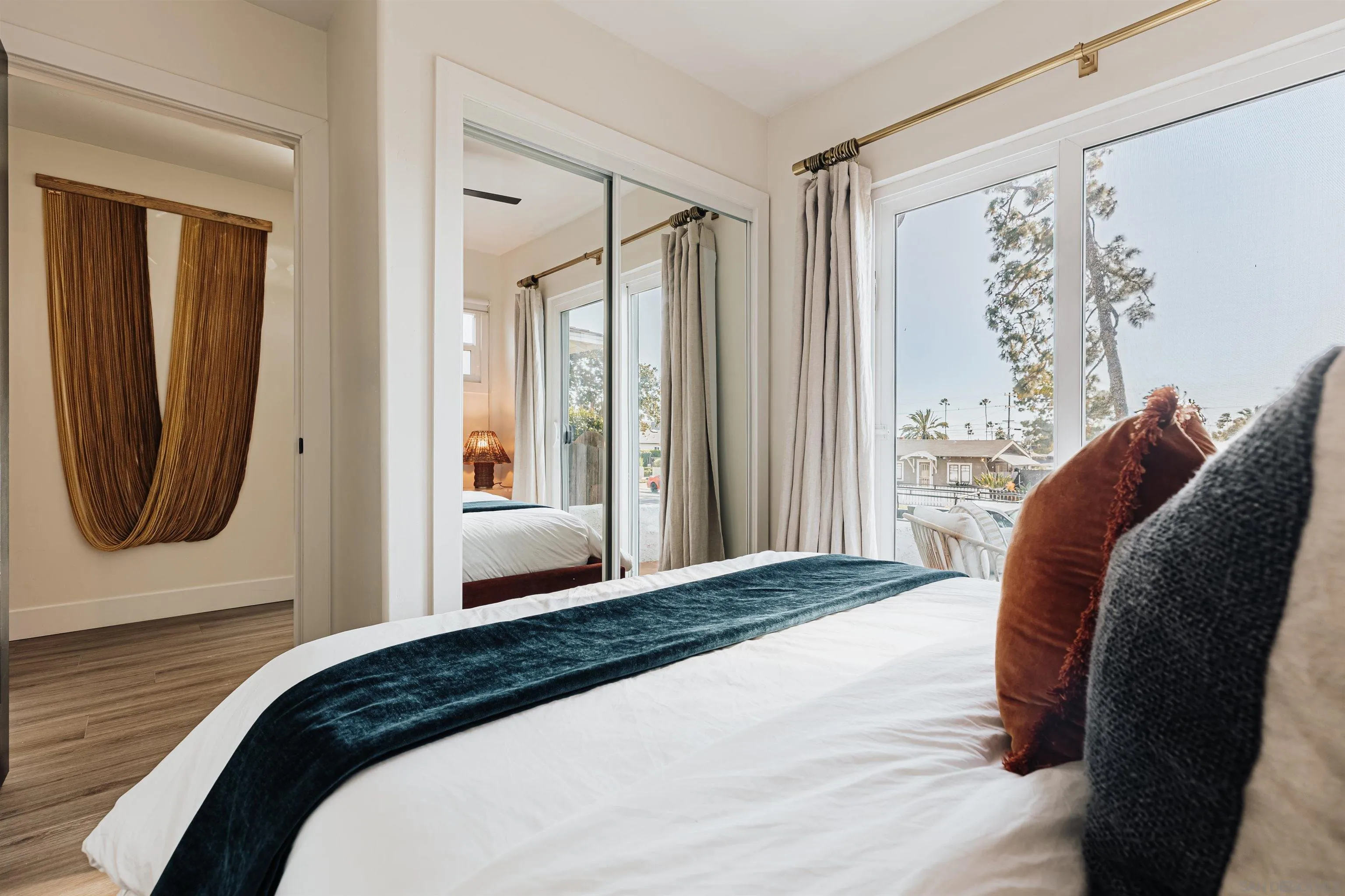 https://cdn.realtyfeed.com/cdn/127/250041221/c02d4c87ee4d9f6ad9ec656aa614d579.webp