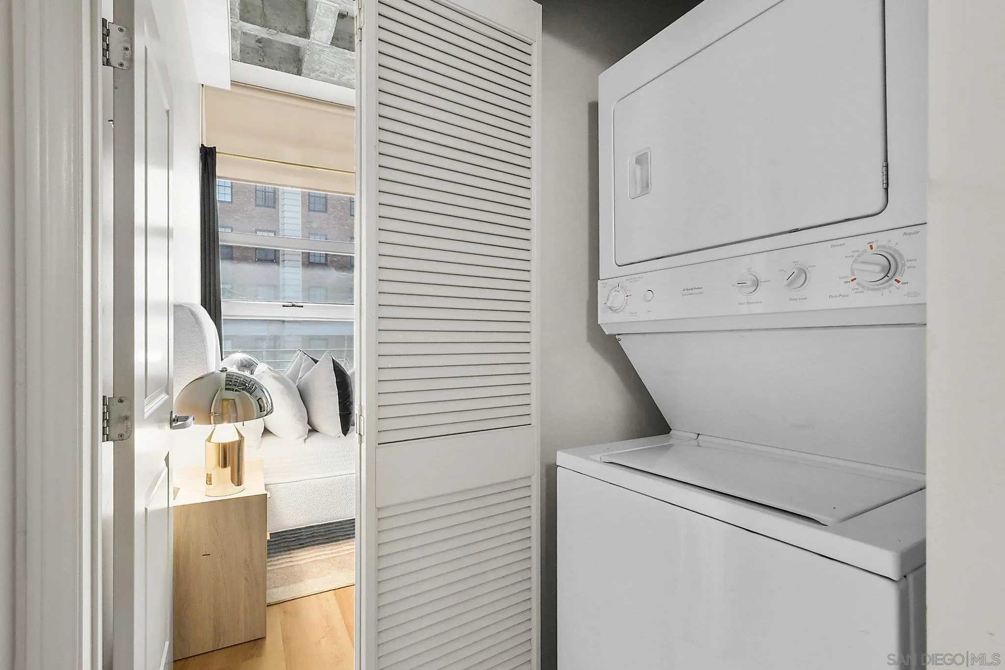 https://cdn.realtyfeed.com/cdn/127/250041225/fe96f7a9c0e4cf904adbfe774c4e615c.webp