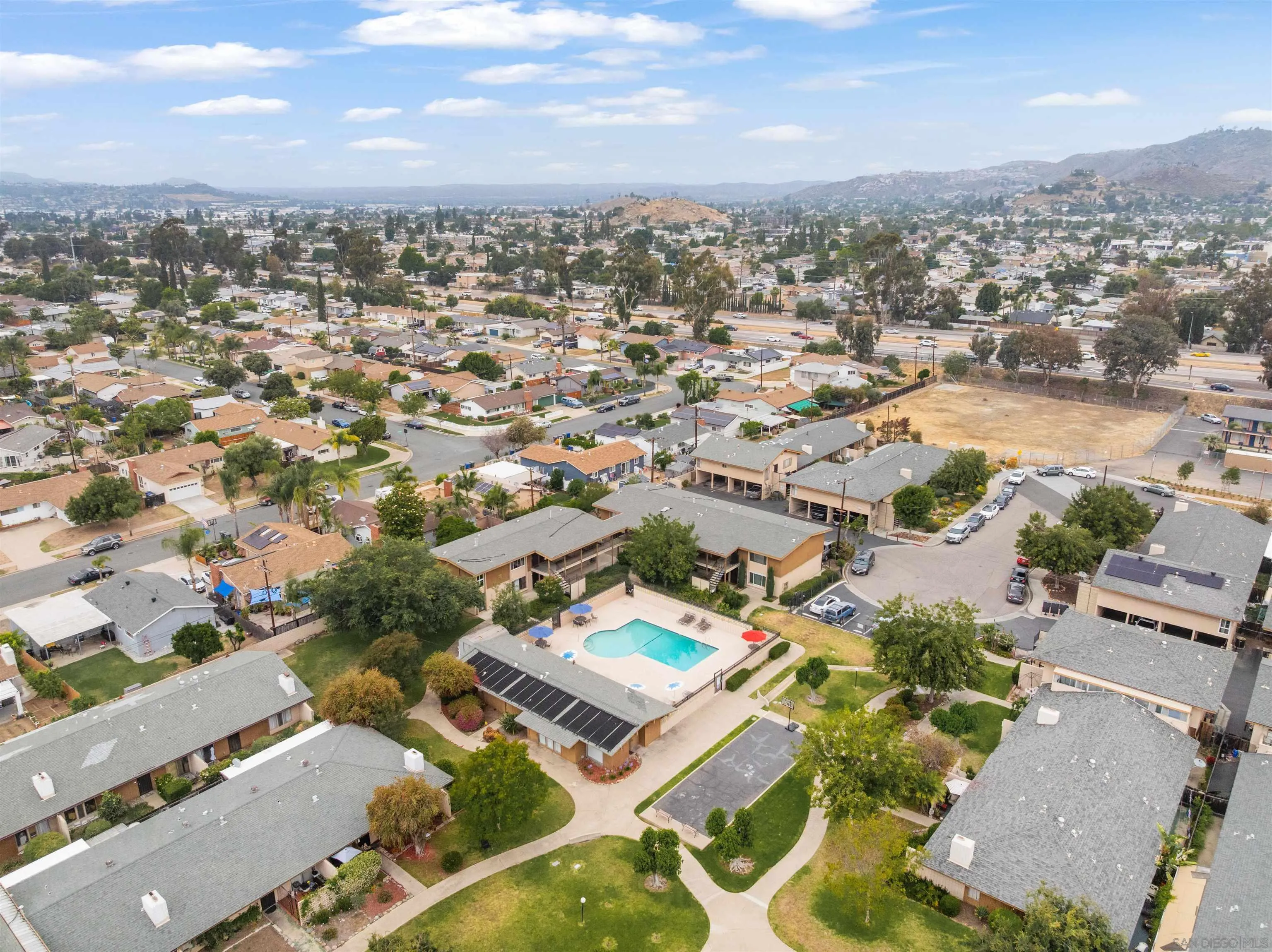 Photo #6: 250041228 Listing 