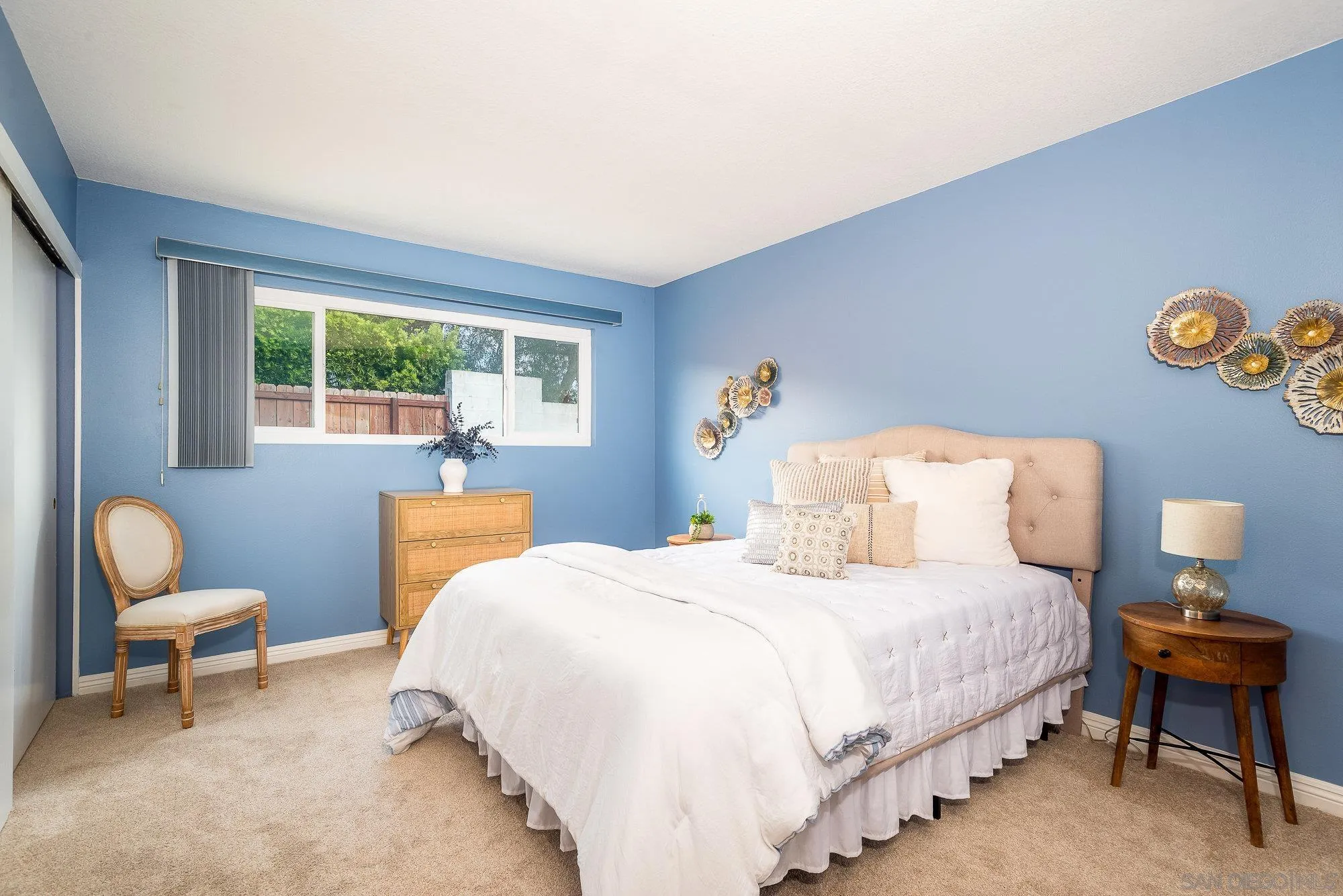 https://cdn.realtyfeed.com/cdn/127/250041231/6eda92b58231eff8fd69d55ac72a65f0.webp