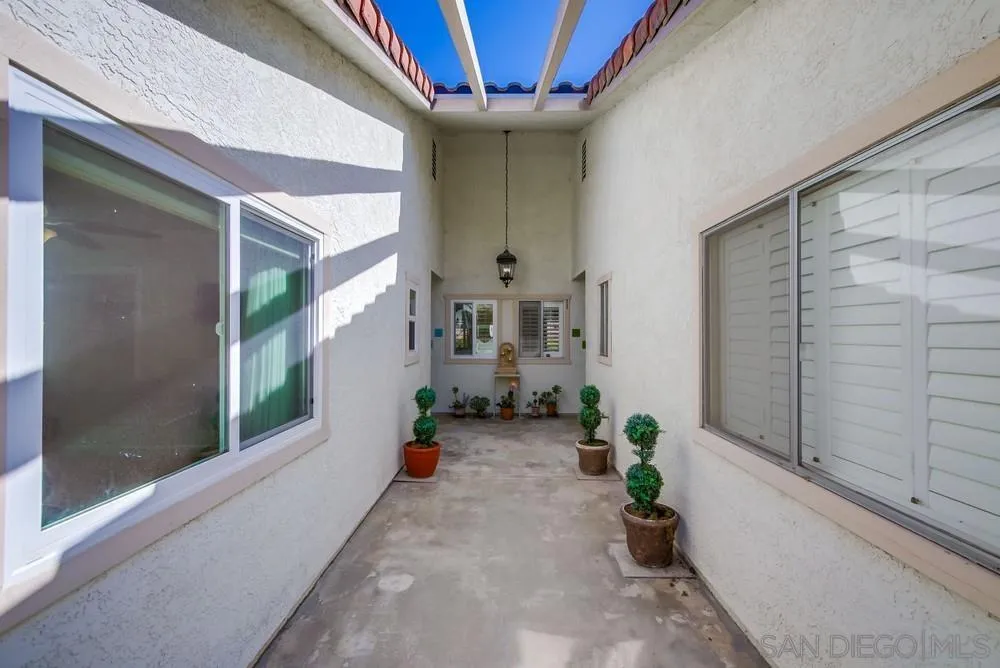 Photo #6: 250041235 Listing 