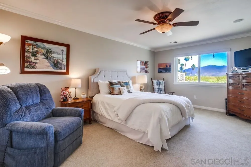 https://cdn.realtyfeed.com/cdn/127/250041235/8642aa1f953ceeb0b32d3d3db0c22b26.webp