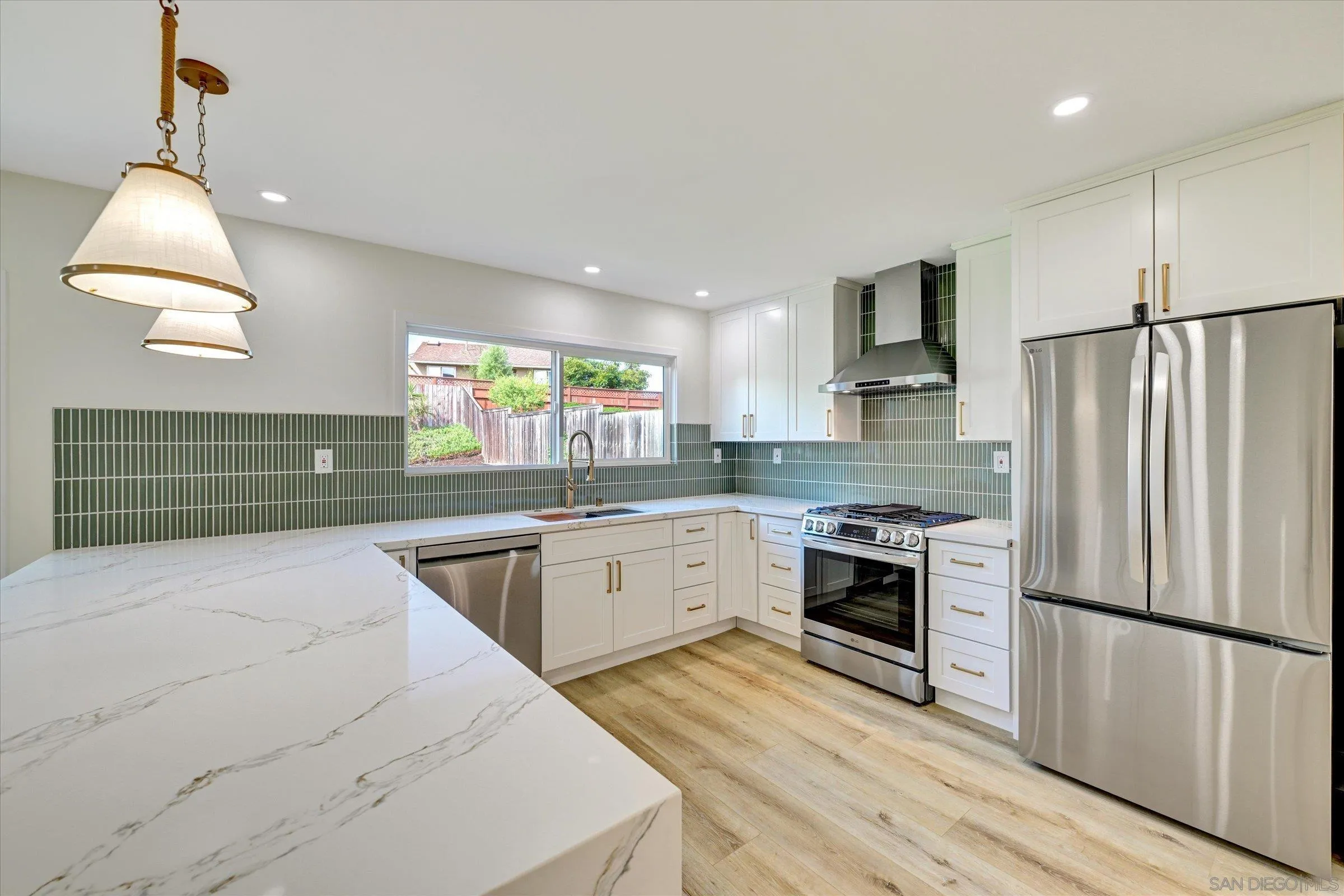 https://cdn.realtyfeed.com/cdn/127/250041237/6441d1739cd32c7ab15ce1c7883646e8.webp