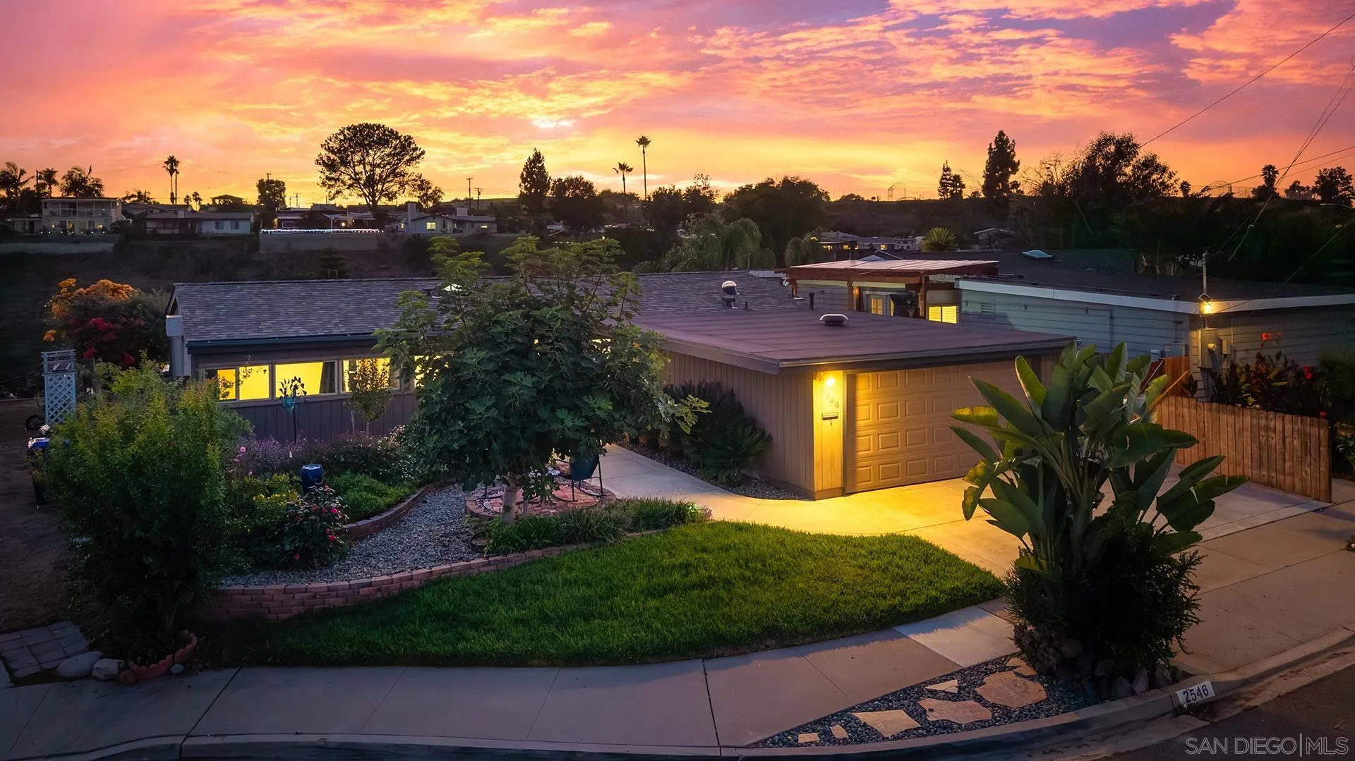 https://cdn.realtyfeed.com/cdn/127/250041238/5480948d0202f064d53c283928a20c11.webp