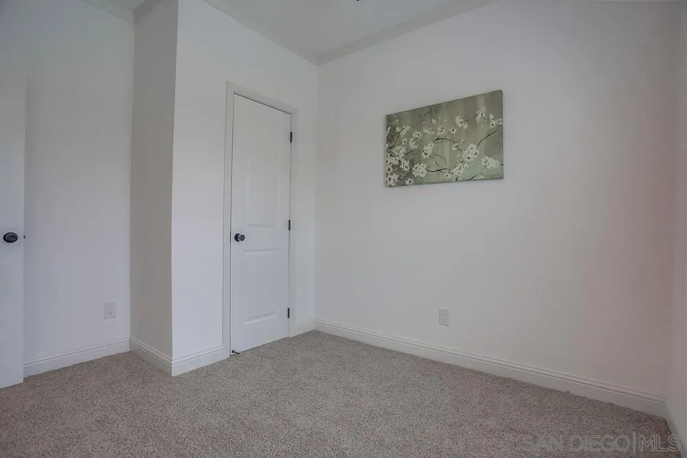 https://cdn.realtyfeed.com/cdn/127/250041242/37cd2689a9af32156763b70f66f33e7b.webp
