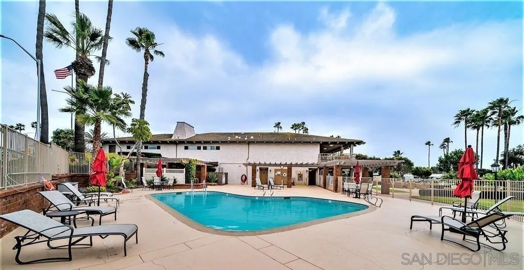 https://cdn.realtyfeed.com/cdn/127/250041242/9883db7d515ab947edb91ceade59bcc3.webp