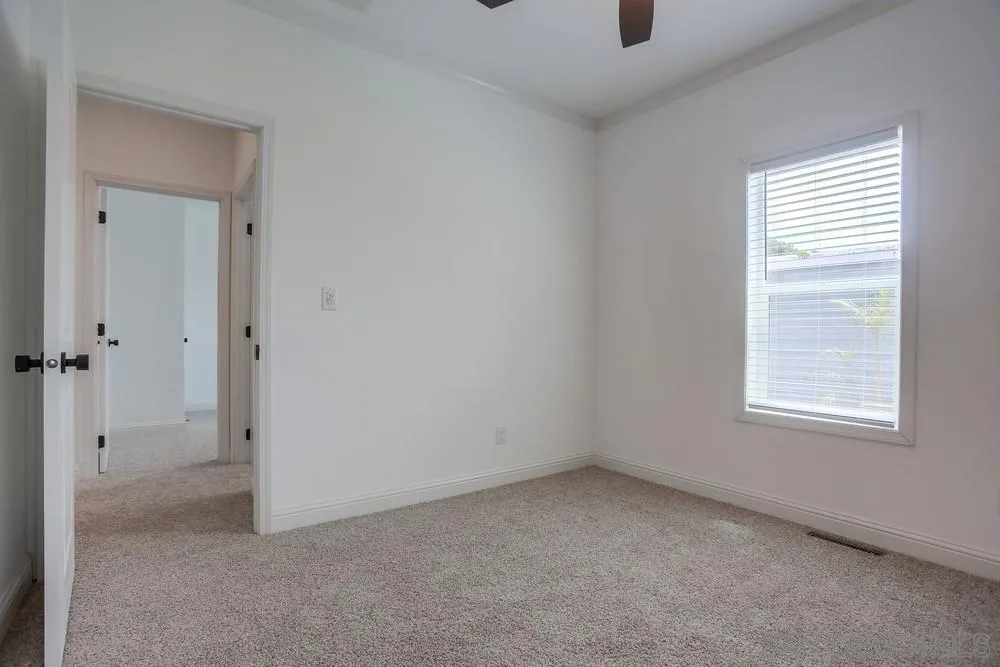 https://cdn.realtyfeed.com/cdn/127/250041242/b971e7aee99c13b2a8aaf1642bac8de8.webp