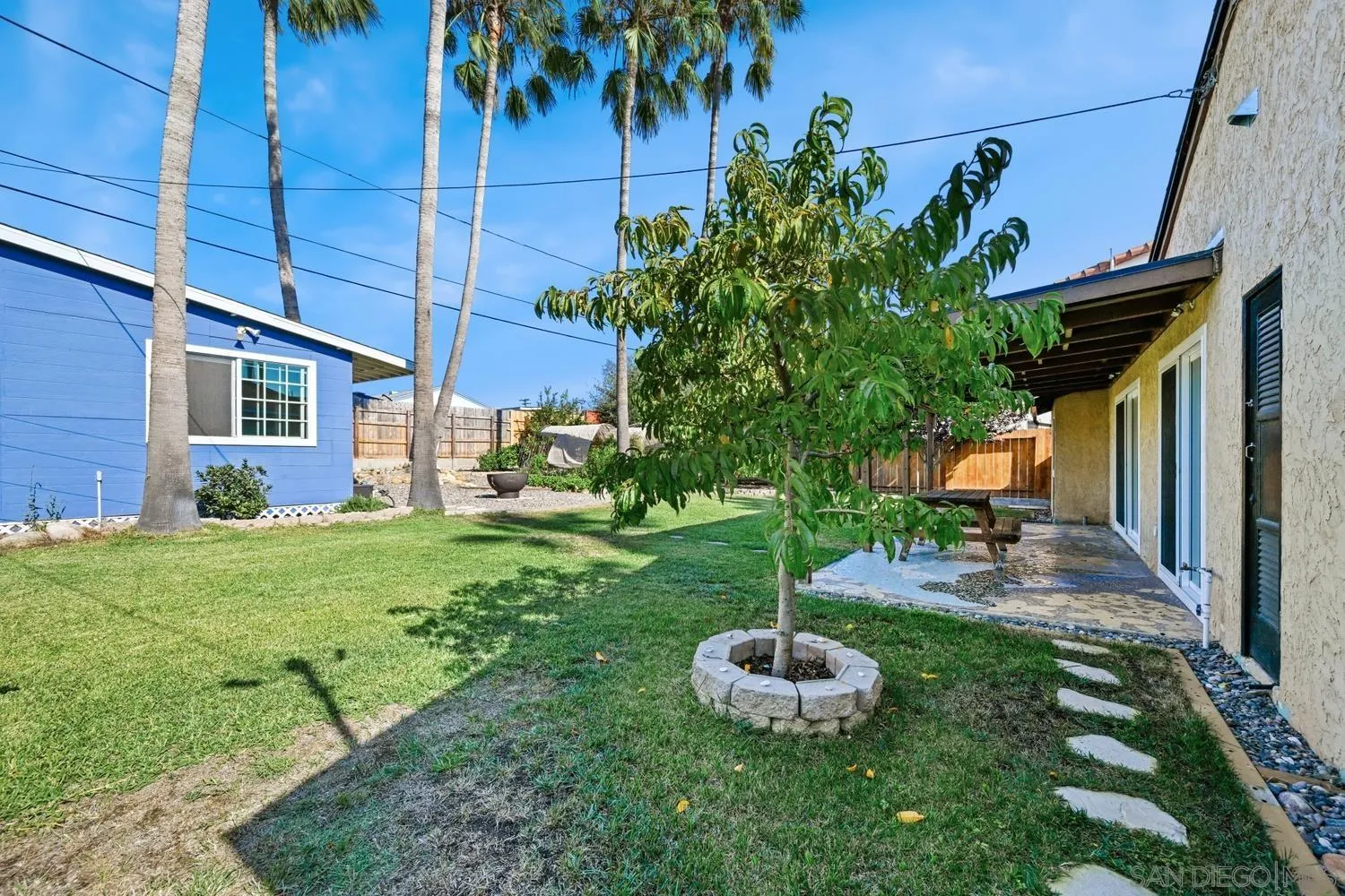 https://cdn.realtyfeed.com/cdn/127/250041243/9aae0d165480350a0190d8539710b985.webp