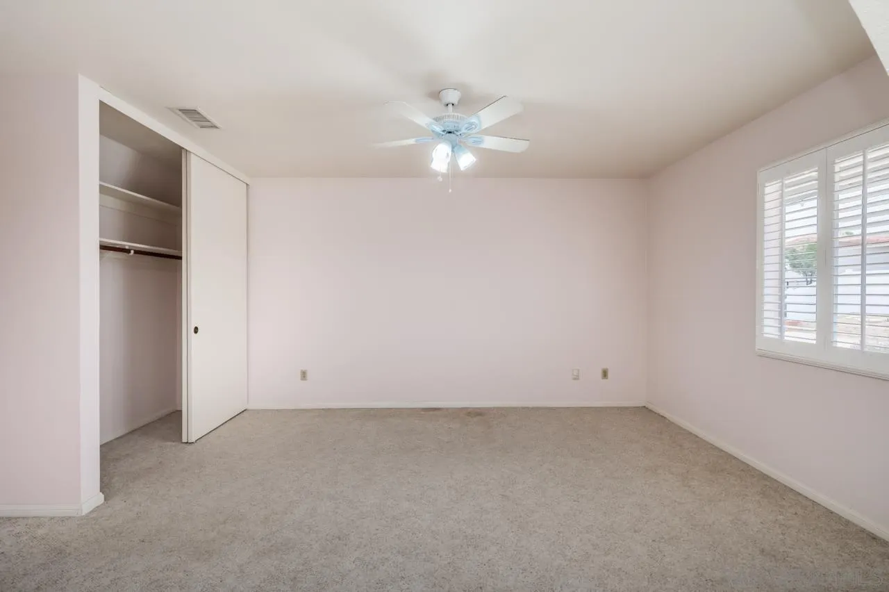 https://cdn.realtyfeed.com/cdn/127/250041245/b42b5f7ee6ed27fd9f3ad67f10d3cce8.webp