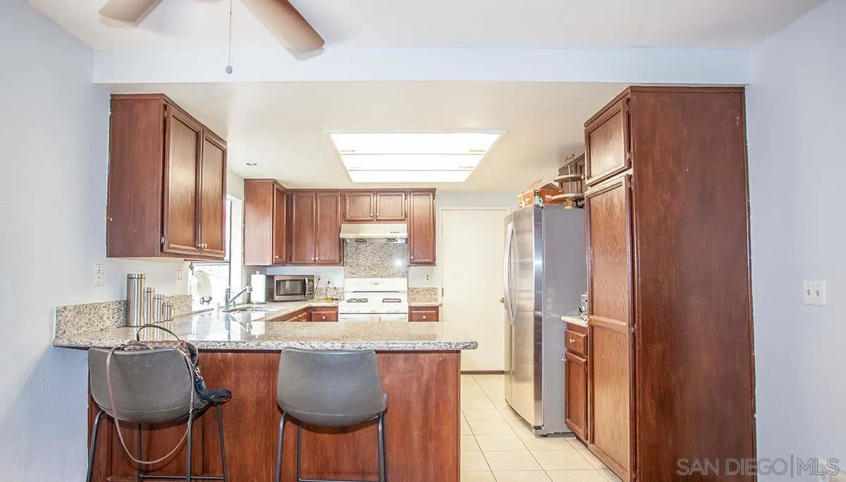 https://cdn.realtyfeed.com/cdn/127/250041246/1dcc192c095a944304aac0e04bbaf365.webp