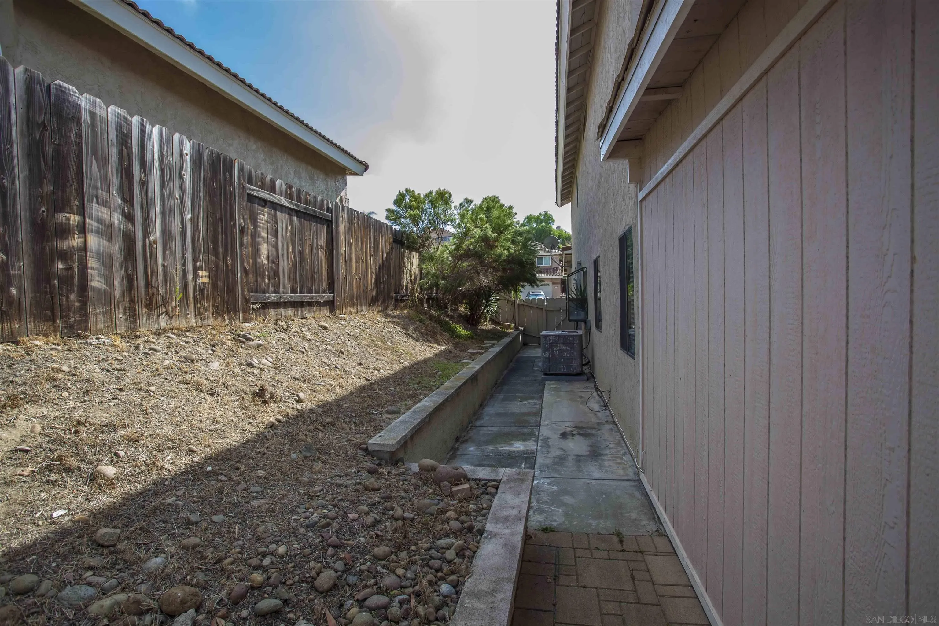 https://cdn.realtyfeed.com/cdn/127/250041246/22559693619c065f40b39db1522a52d7.webp