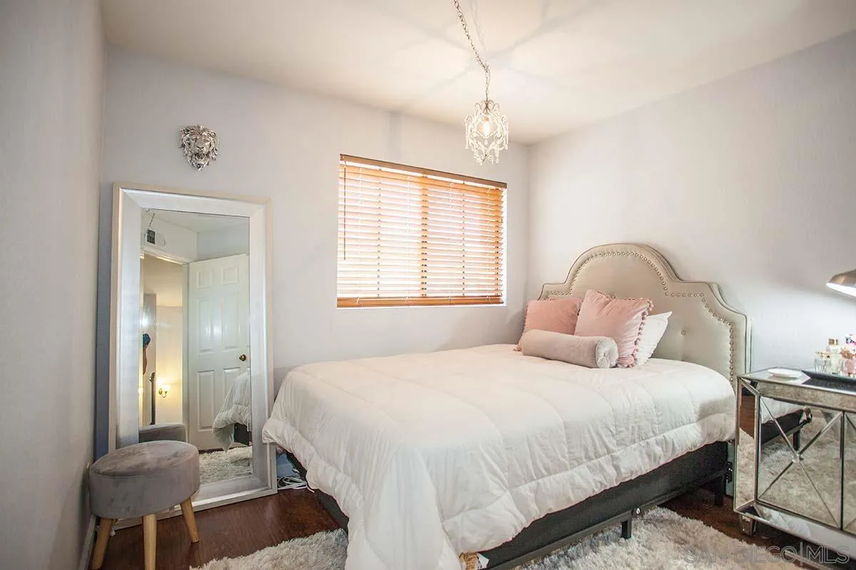 https://cdn.realtyfeed.com/cdn/127/250041246/8e956c11fc1747494c631b1e7a7d1178.webp