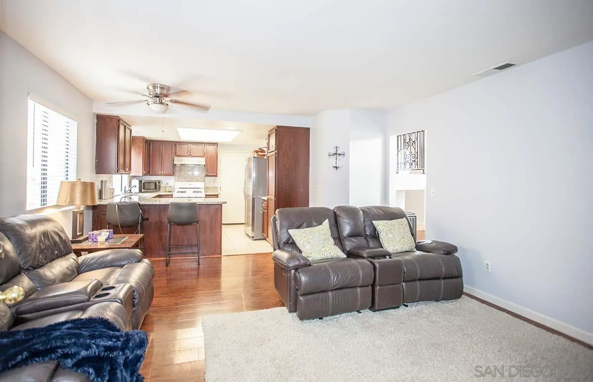 https://cdn.realtyfeed.com/cdn/127/250041246/ae4b9e1f01275844625a0c5c309cf6e3.webp