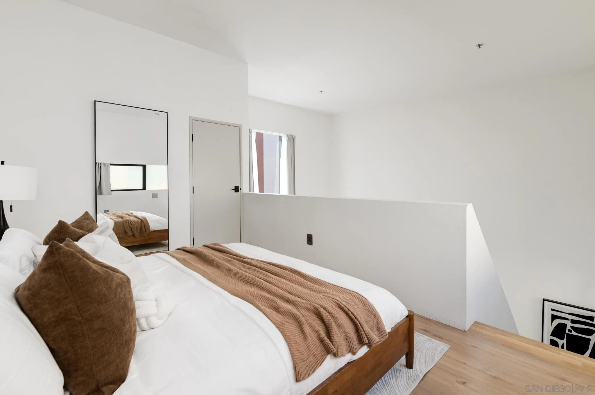 https://cdn.realtyfeed.com/cdn/127/250041248/1e64a6501f667d9a43f4049a03a66f32.webp