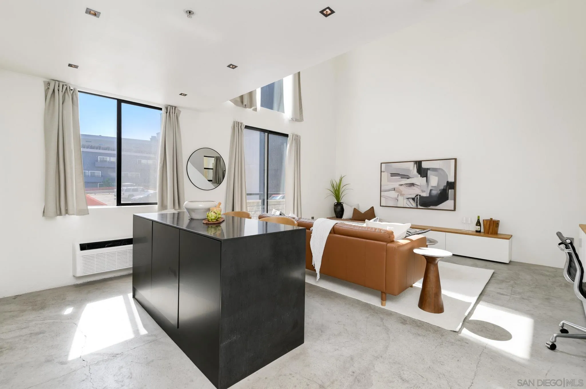 https://cdn.realtyfeed.com/cdn/127/250041248/5c9caedaa5c2e7bfb8db634cc774b29c.webp