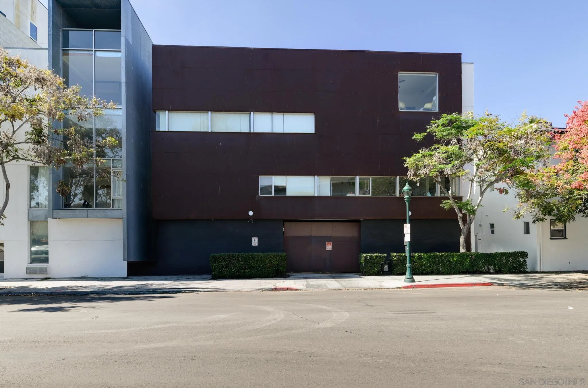 https://cdn.realtyfeed.com/cdn/127/250041248/cfc846fb4e2ce308a3fcce7dfde0bb03.webp