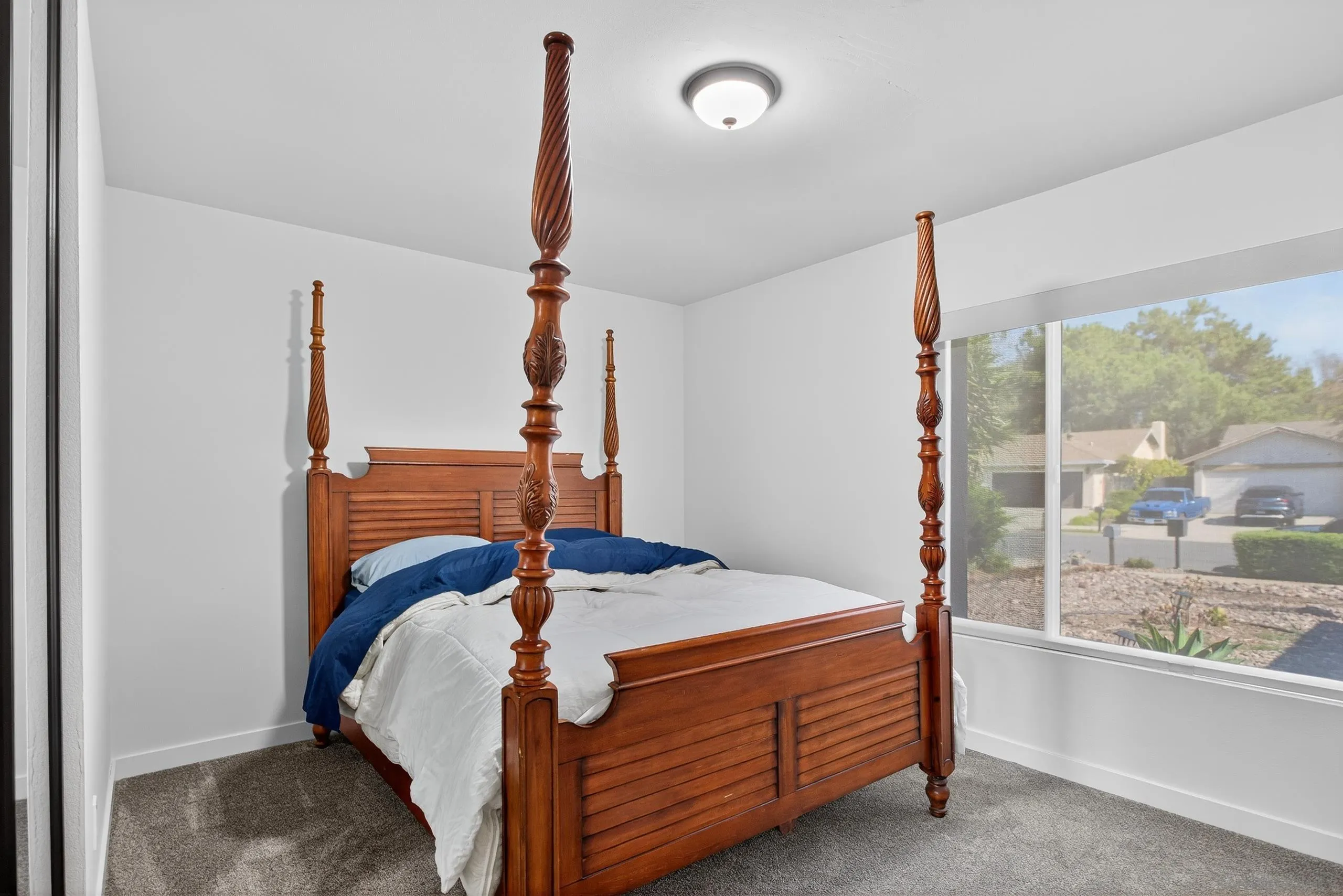 https://cdn.realtyfeed.com/cdn/127/250041249/d601127ba4d65b1d662e5042c16db015.webp