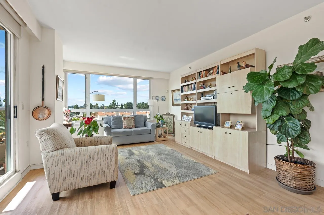Photo #3: 250041254 Listing 