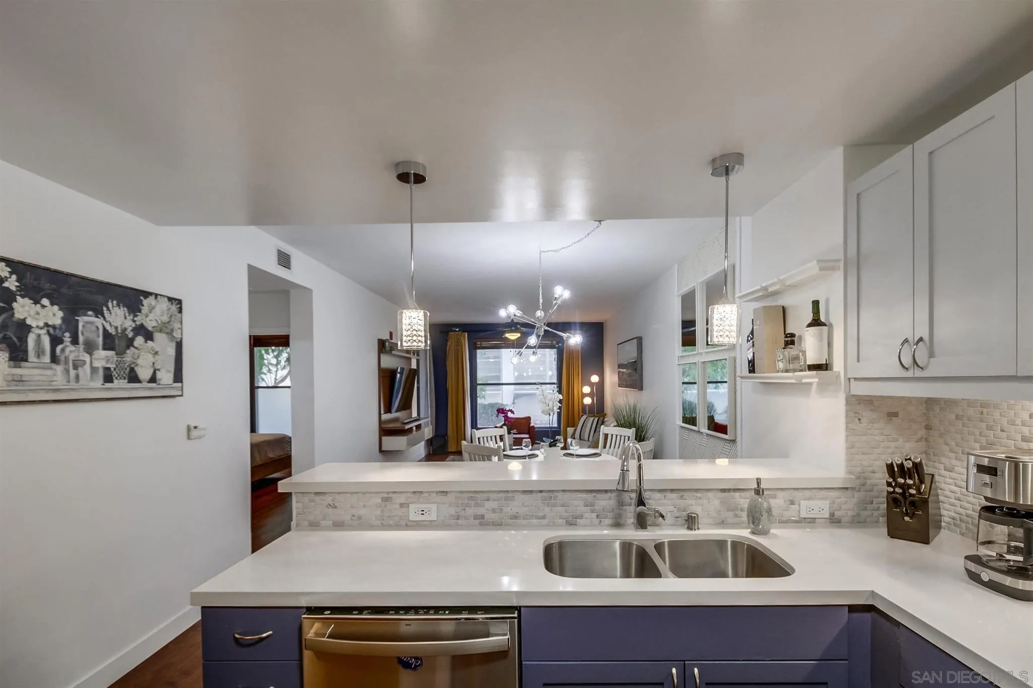 https://cdn.realtyfeed.com/cdn/127/250041257/68dfc998ba27782f84c63ac9fe9f7fa6.webp